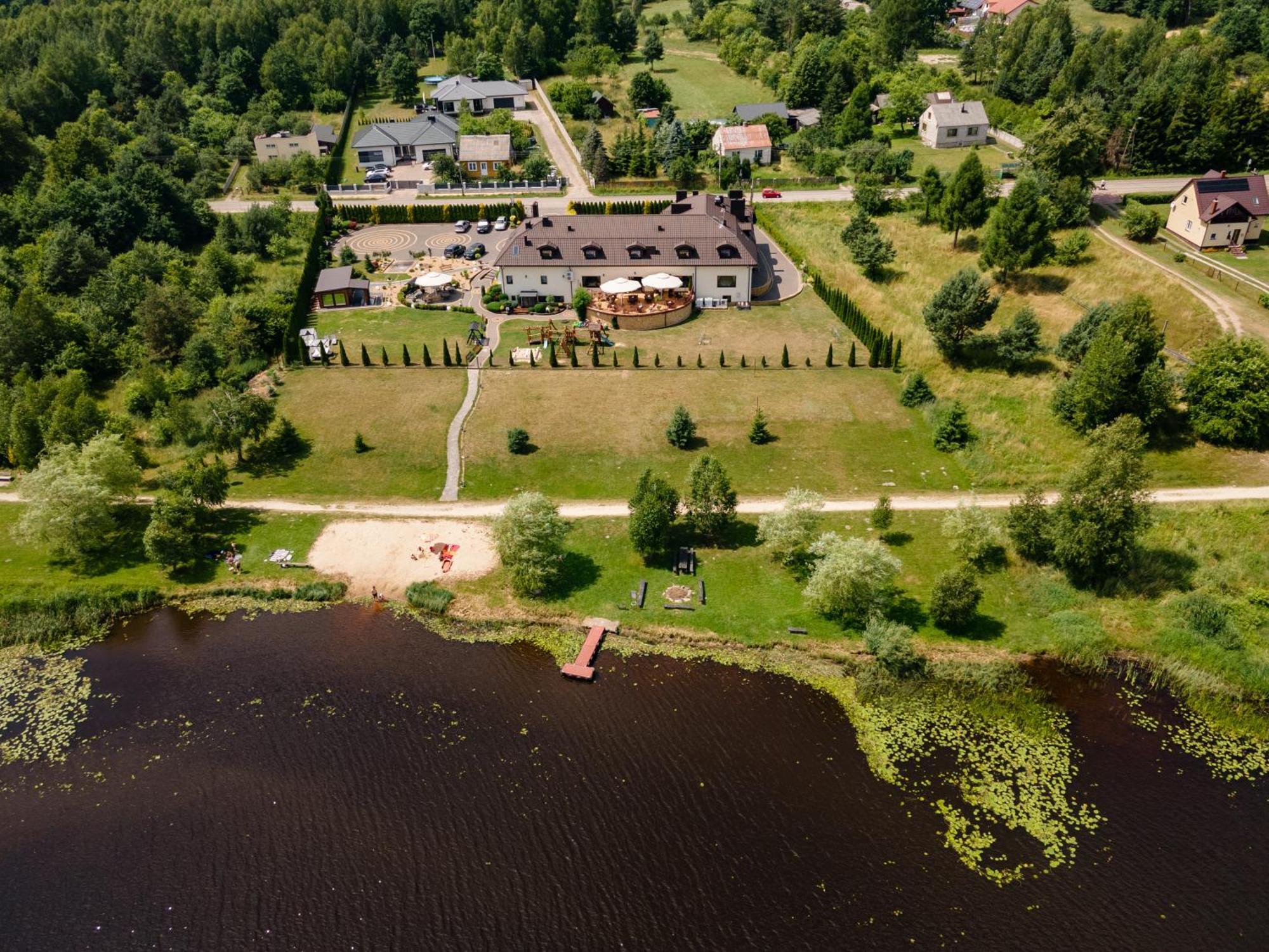 Hotel Magnat Suchedniów Eksteriør billede